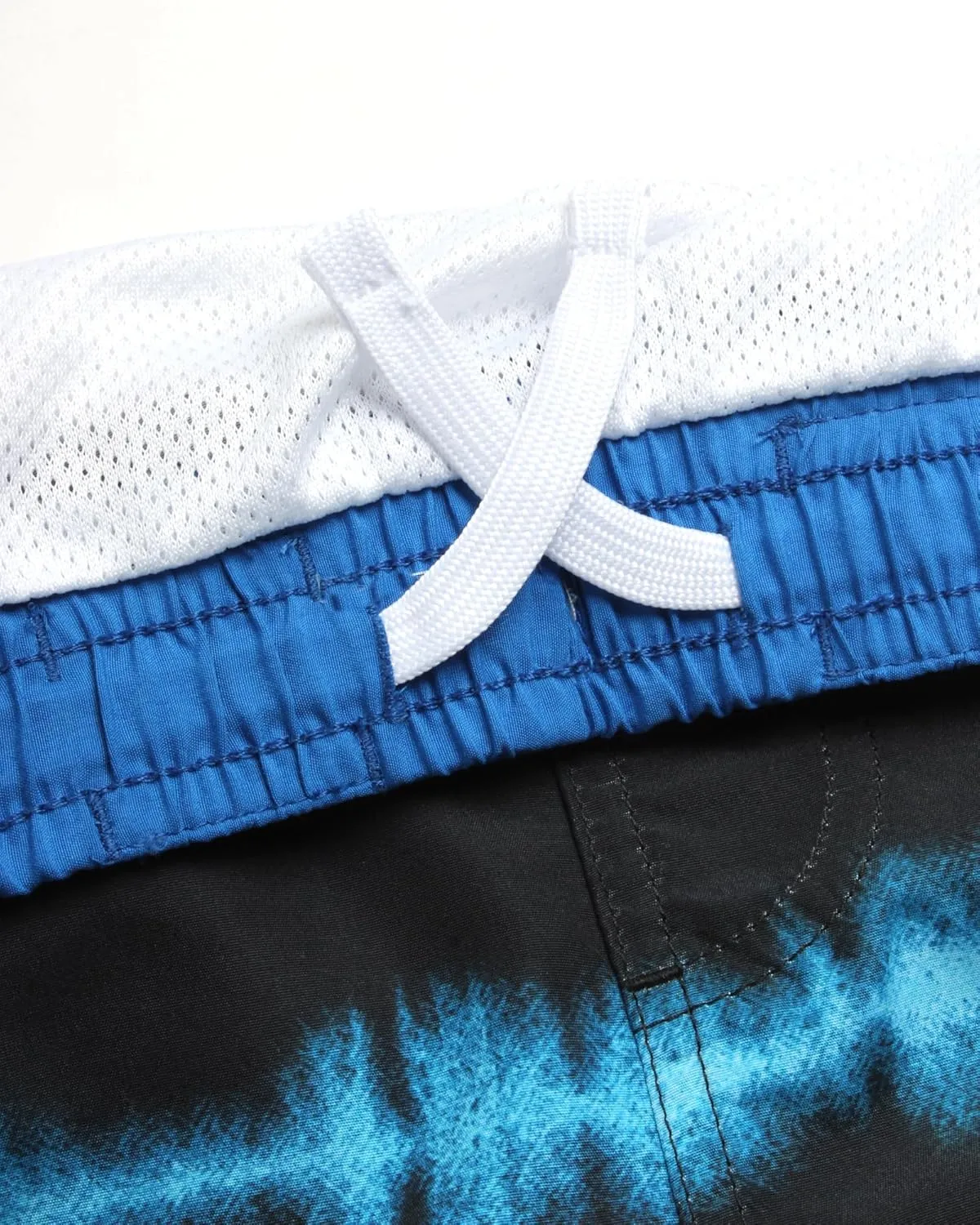Big Chill Boys Rash Guard Set - 2 Piece UPF 50  Long Sleeve Swim Shirt and Bathing Suit Swim Trunks for Boys (Sizes: 4-14)
