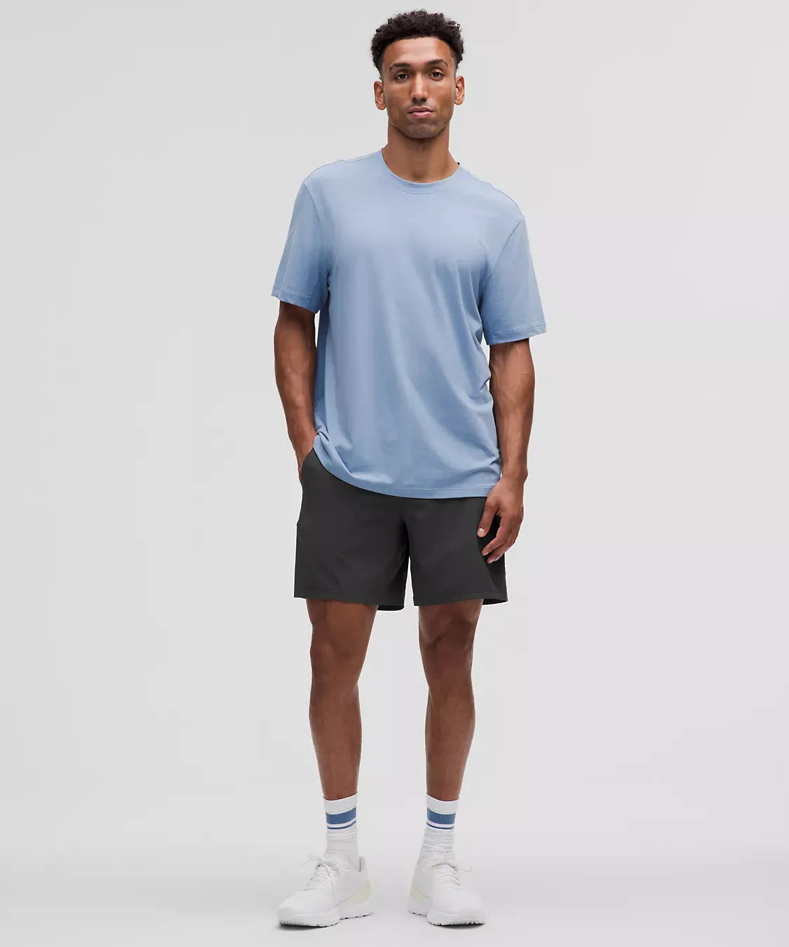 Versatile Comfy Shorts – Lightweight And Flexible For All-Day Comfort