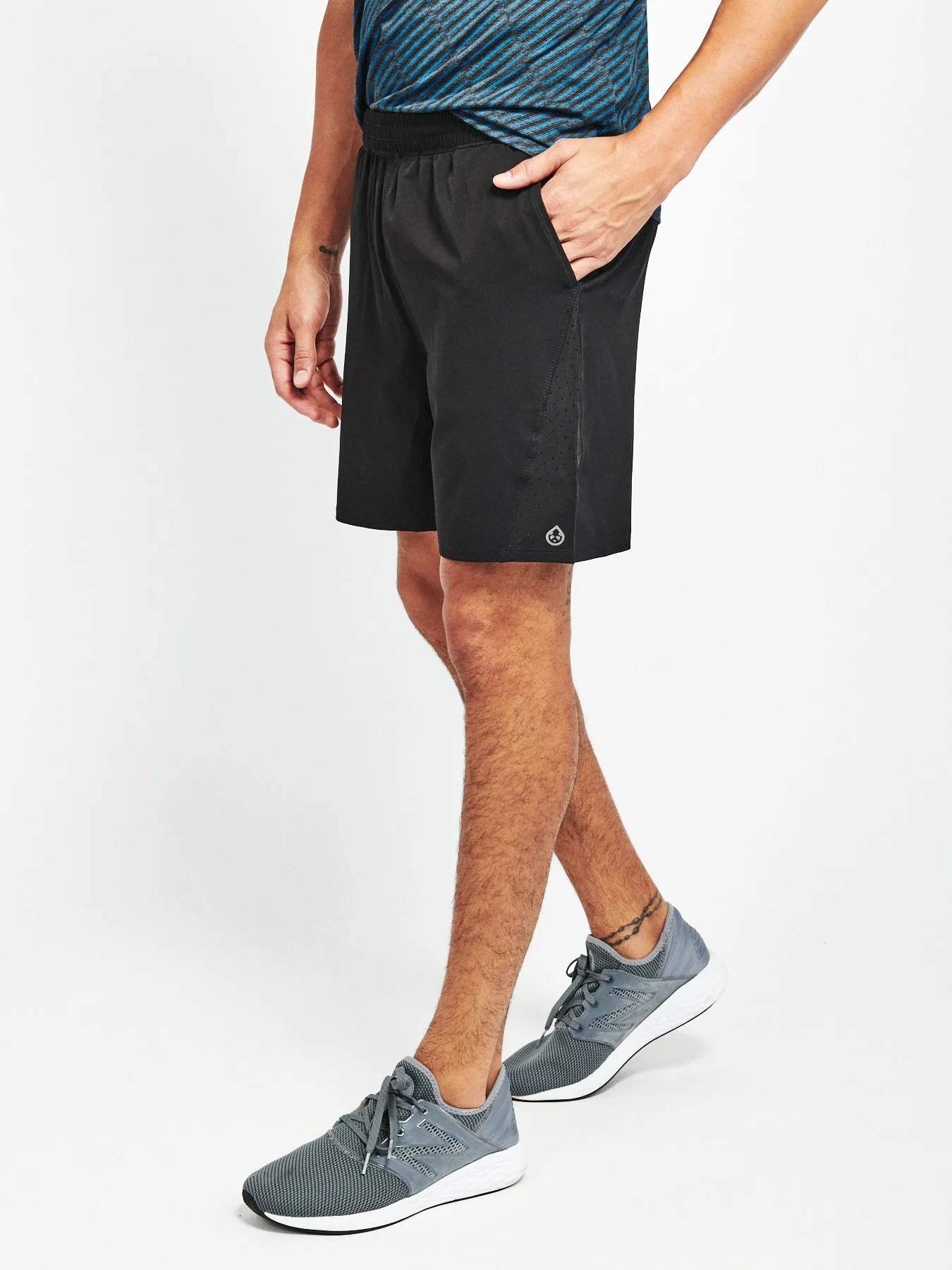 Weightless 7in Unlined Short