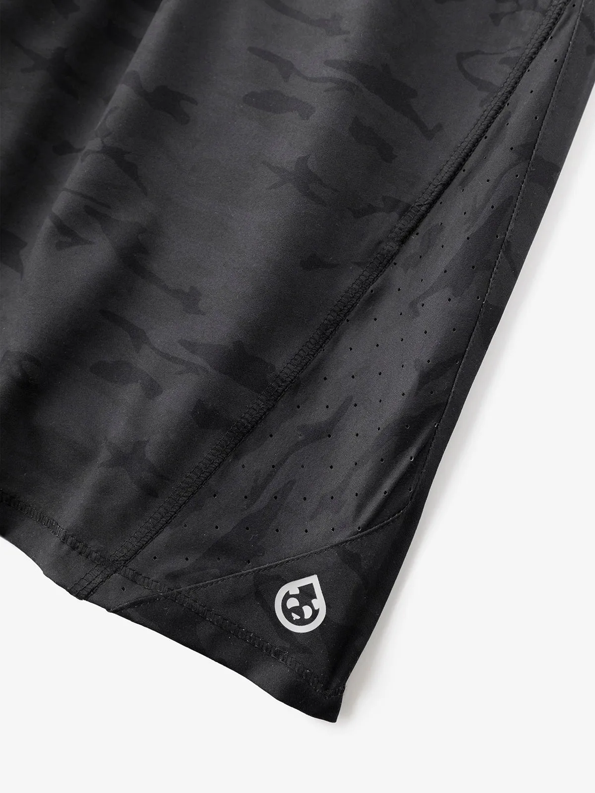 Weightless 7in Unlined Short