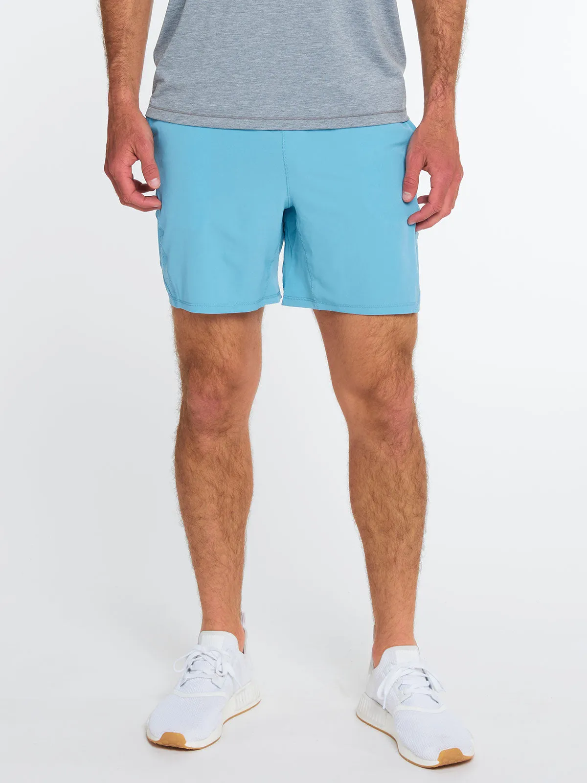 Weightless 7in Unlined Short