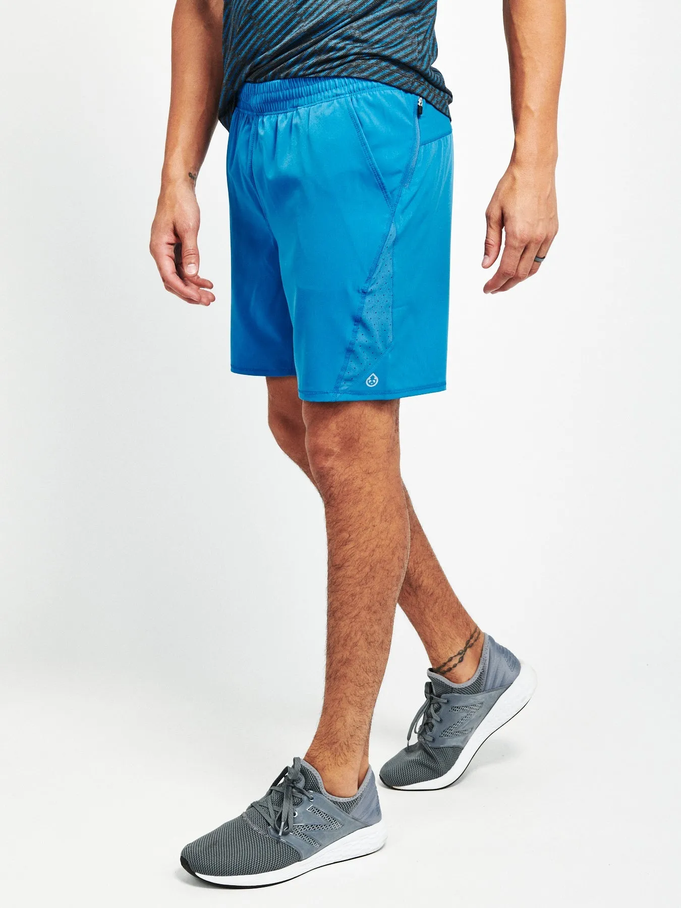 Weightless 7in Unlined Short
