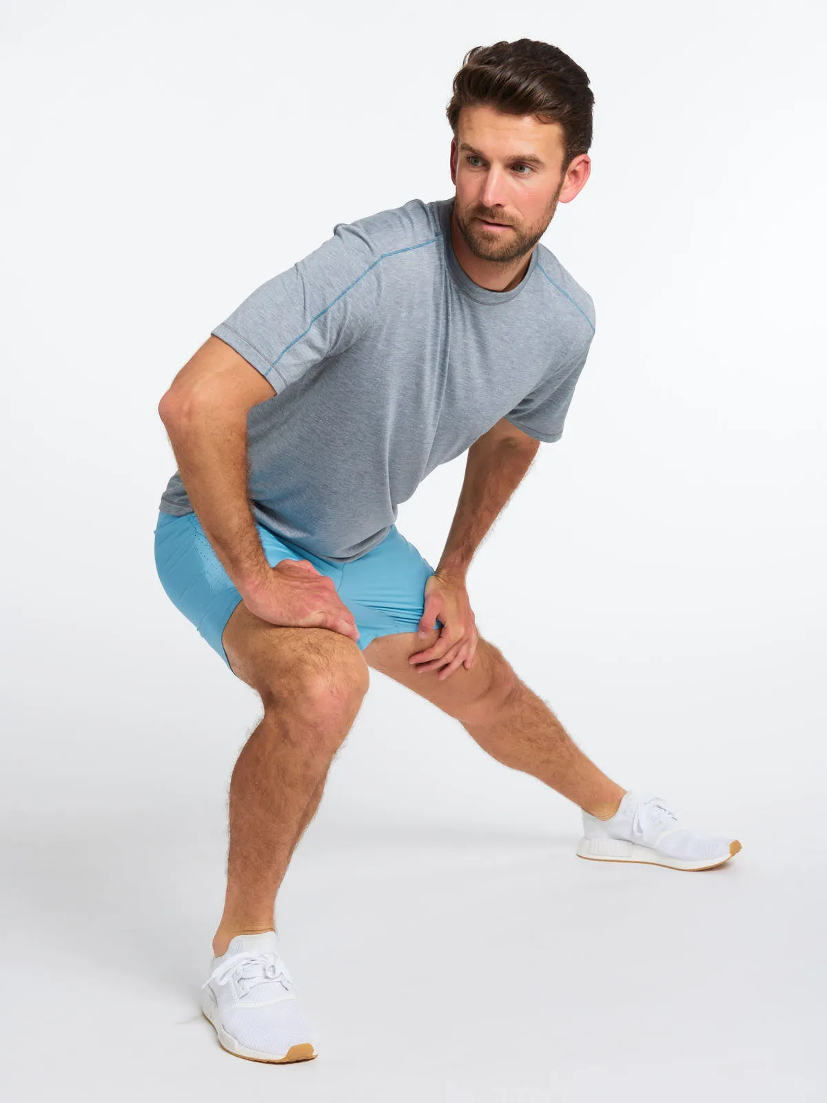 Weightless 7in Unlined Short