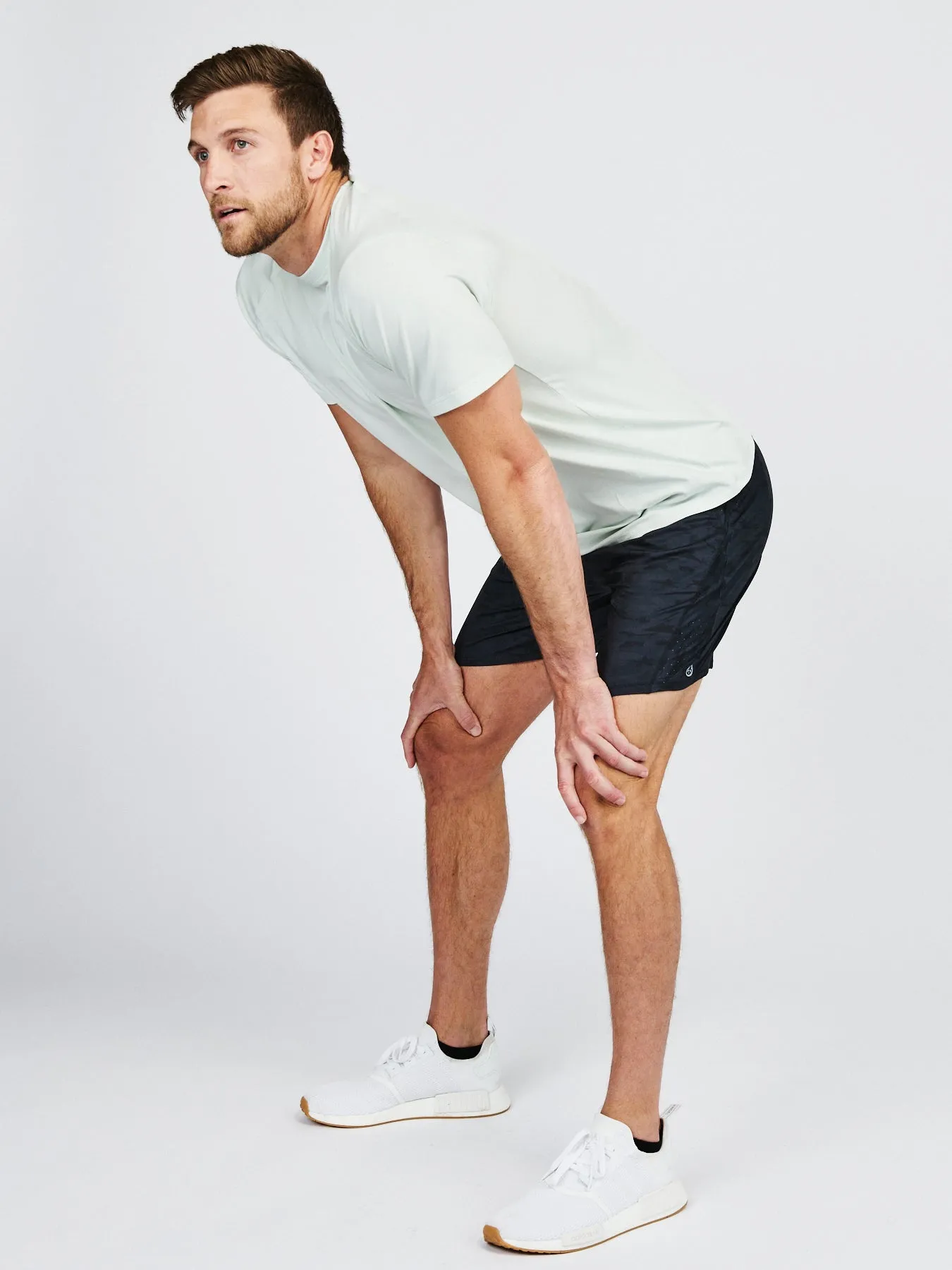 Weightless 7in Unlined Short